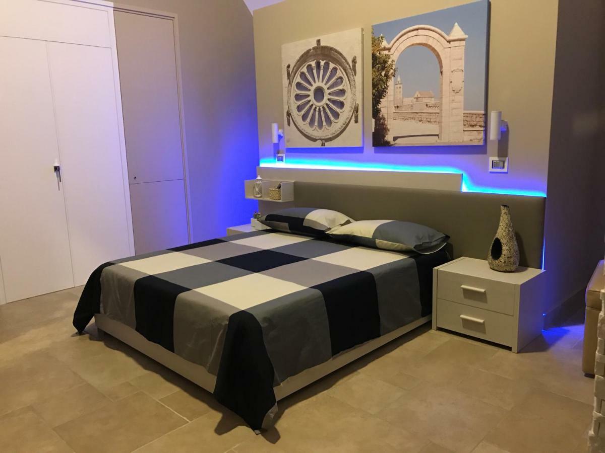 Oroverde Camere & Suite Nel Cuore Di 特拉尼 外观 照片