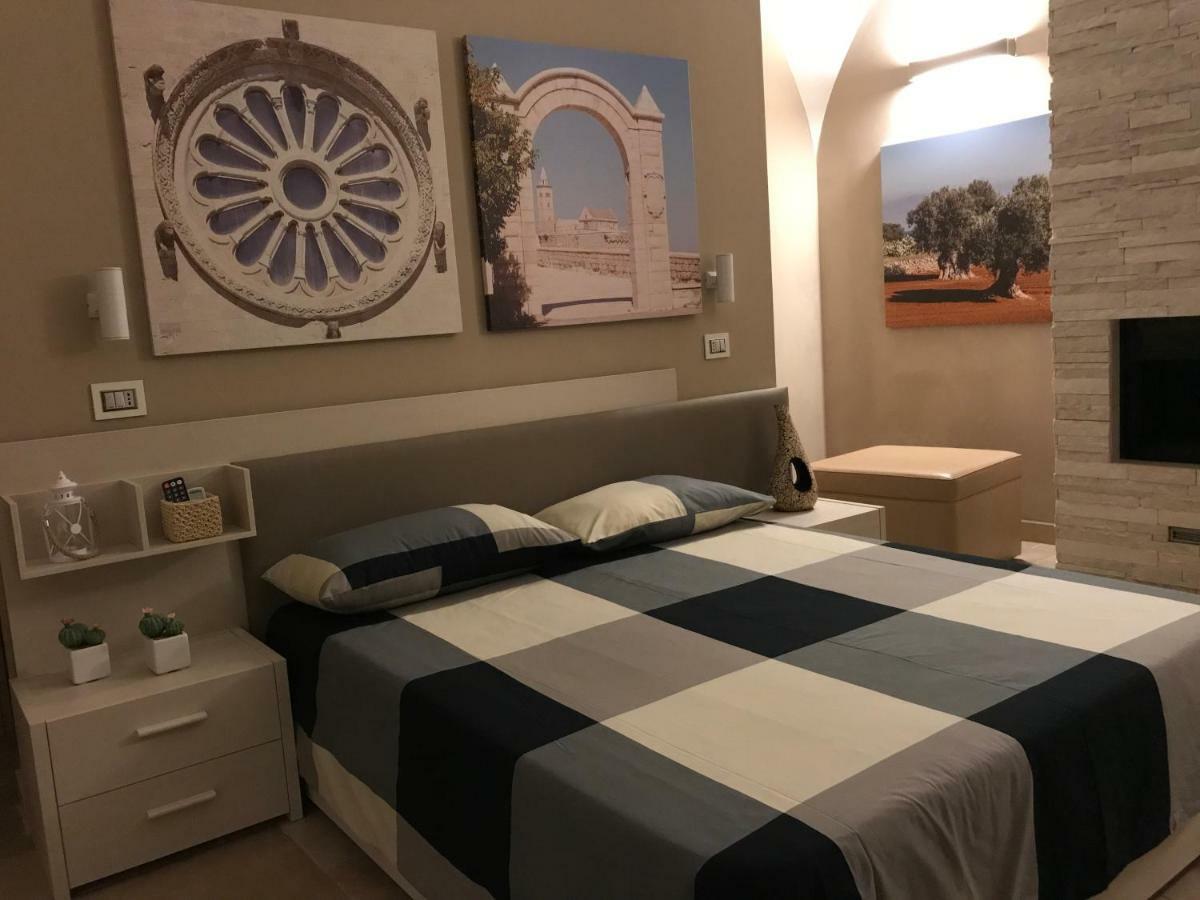 Oroverde Camere & Suite Nel Cuore Di 特拉尼 外观 照片